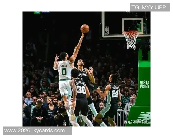 杰伦布朗表现稳定但未能带领球队获胜18投9中斩获25分6篮板4助攻